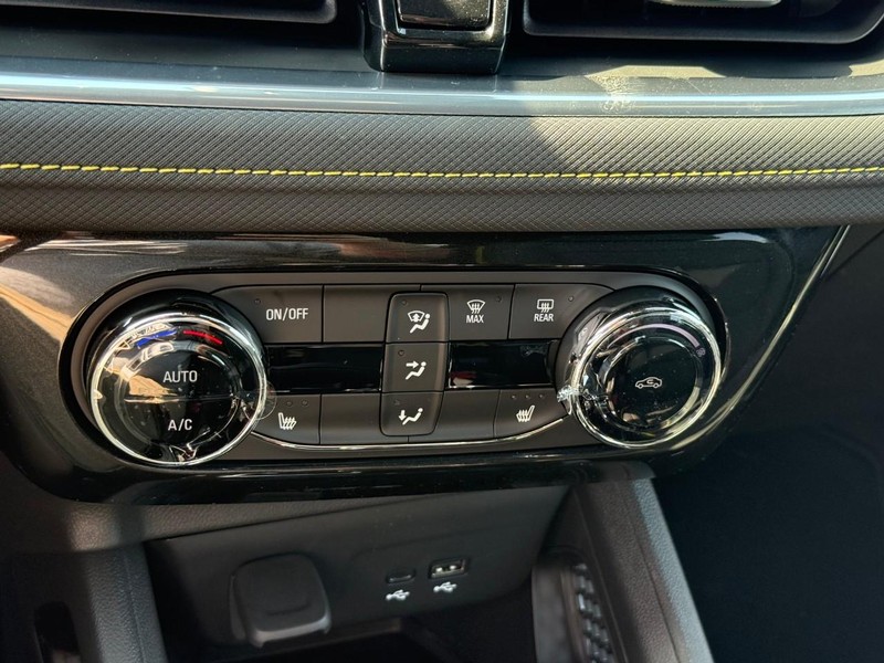 Chevrolet TrailBlazer Vehicle Full-screen Gallery Image 16