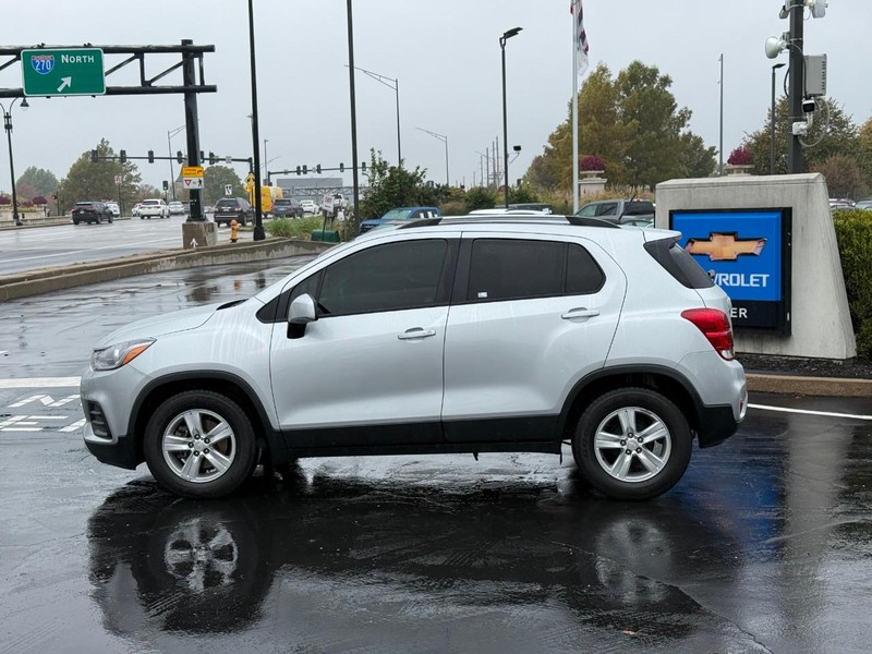 Chevrolet Trax Vehicle Full-screen Gallery Image 2