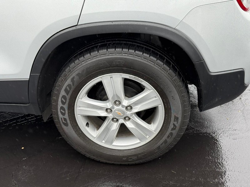 Chevrolet Trax Vehicle Full-screen Gallery Image 4