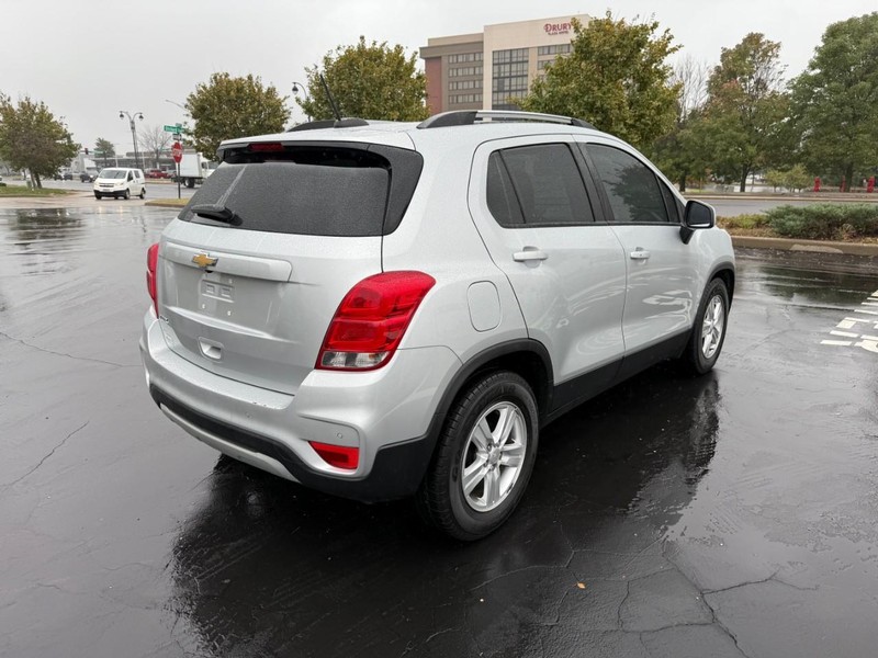 Chevrolet Trax Vehicle Full-screen Gallery Image 7