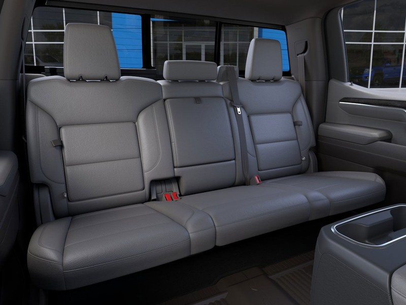 Chevrolet Silverado 1500 Vehicle Full-screen Gallery Image 17