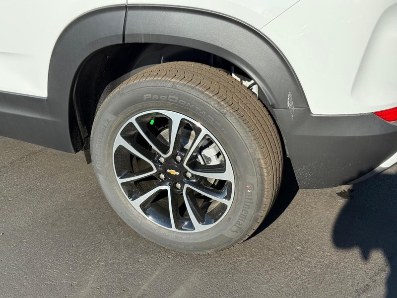 Chevrolet TrailBlazer Vehicle Full-screen Gallery Image 4