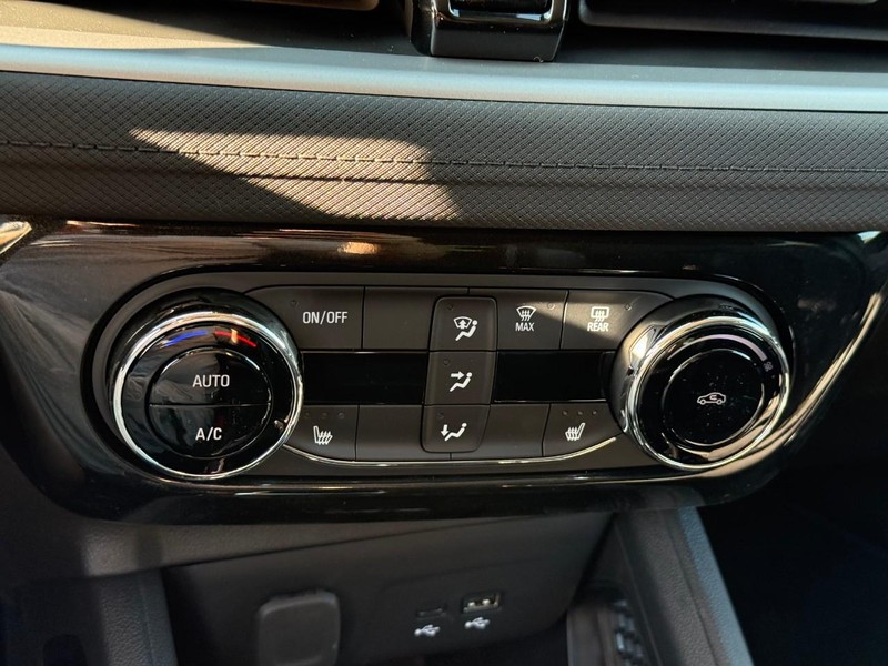 Chevrolet TrailBlazer Vehicle Full-screen Gallery Image 17