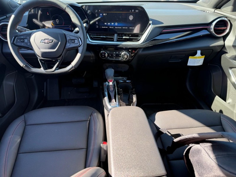 Chevrolet Trax Vehicle Full-screen Gallery Image 7