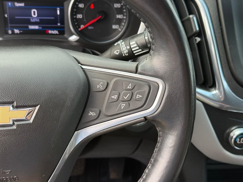 Chevrolet Equinox Vehicle Full-screen Gallery Image 18