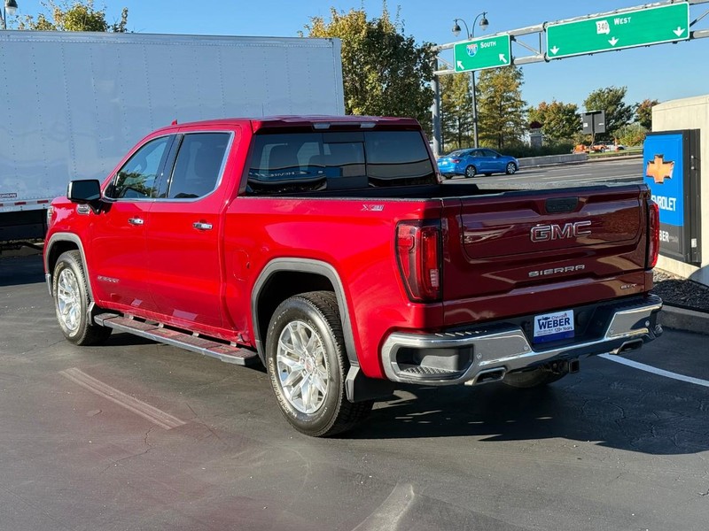 GMC Sierra 1500 Vehicle Full-screen Gallery Image 3