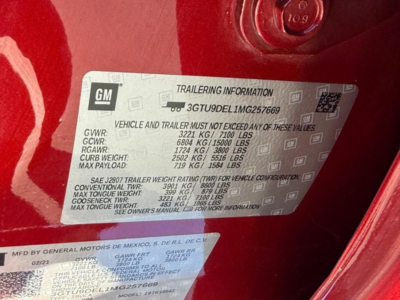 GMC Sierra 1500 Vehicle Full-screen Gallery Image 25