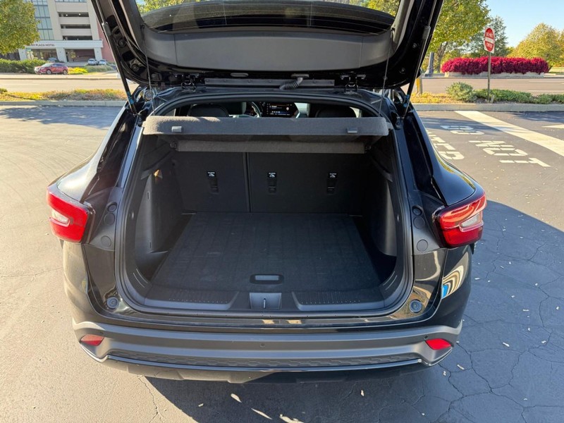 Chevrolet Trax Vehicle Full-screen Gallery Image 6