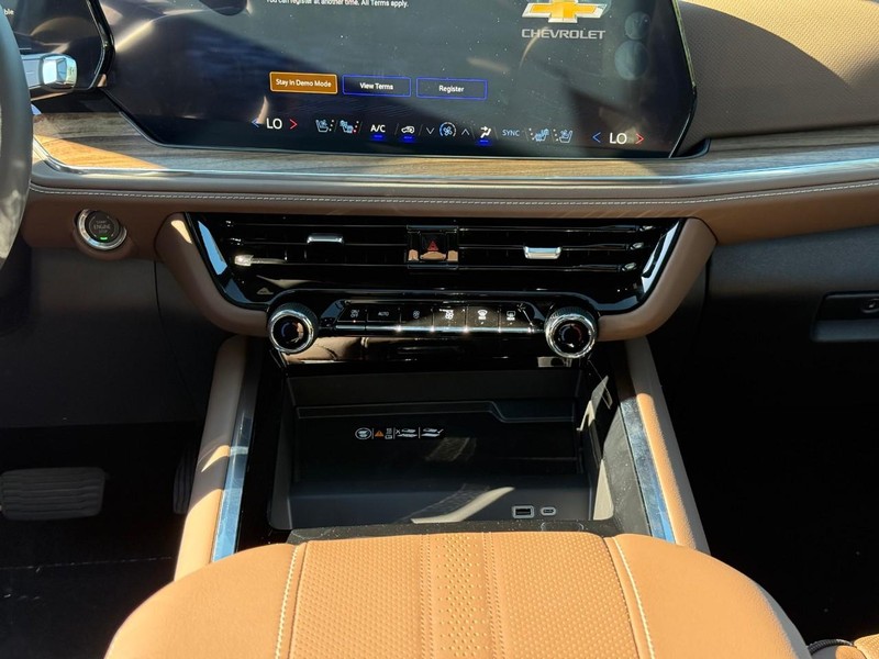 Chevrolet Tahoe Vehicle Full-screen Gallery Image 8