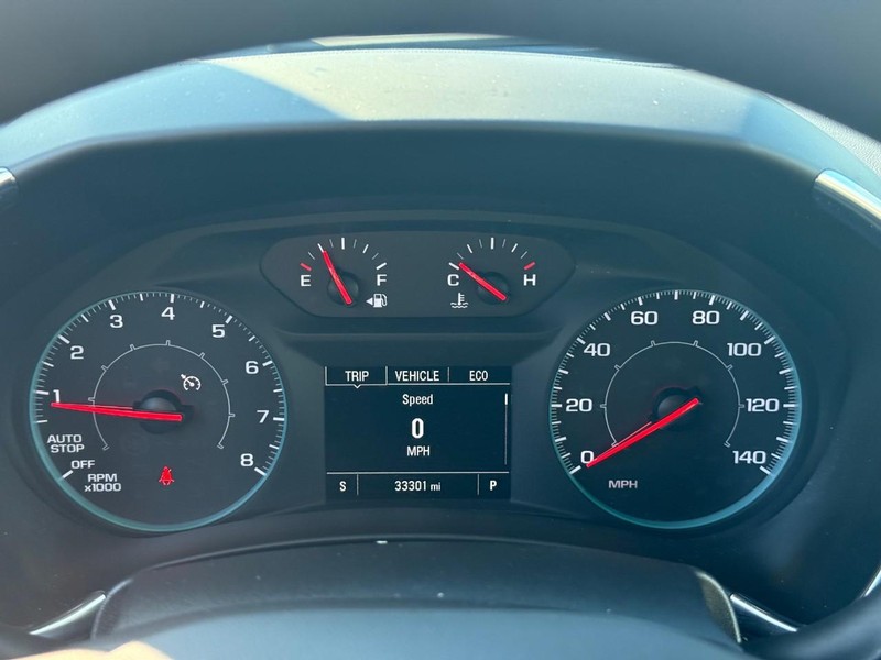 Chevrolet Equinox Vehicle Full-screen Gallery Image 19