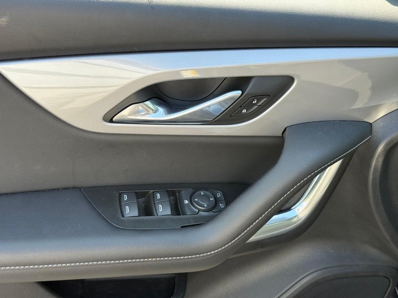 Chevrolet Blazer Vehicle Full-screen Gallery Image 16