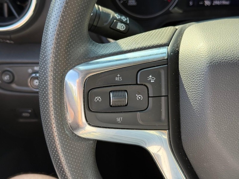 Chevrolet Blazer Vehicle Full-screen Gallery Image 19