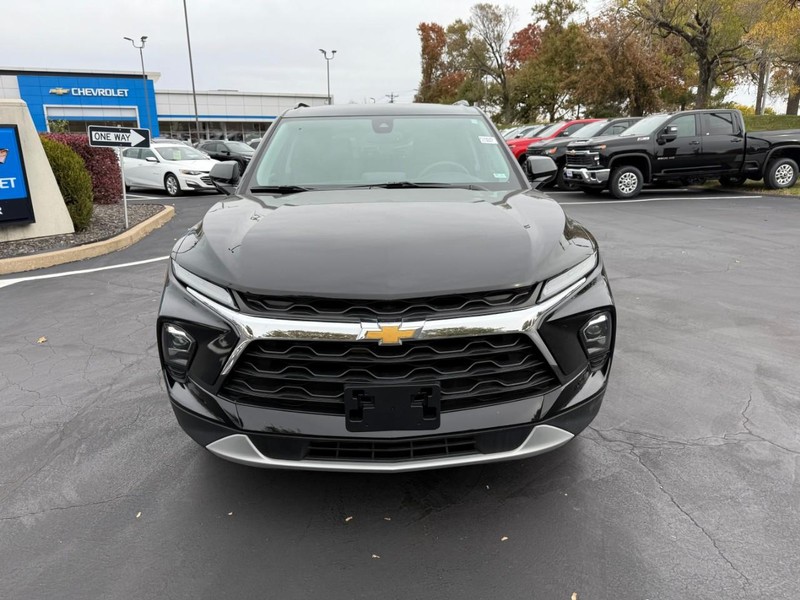 Chevrolet Blazer Vehicle Full-screen Gallery Image 9