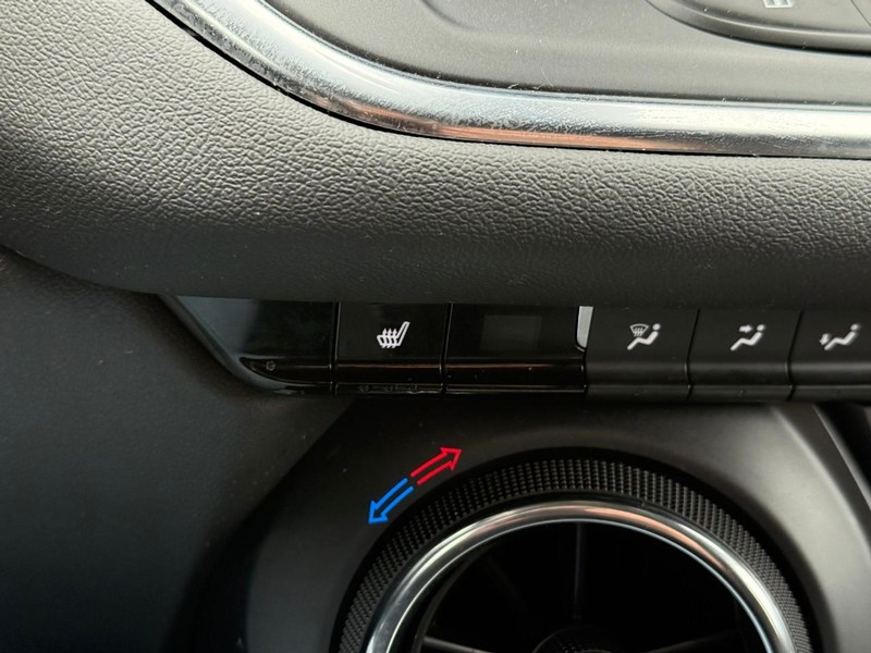 Chevrolet Blazer Vehicle Full-screen Gallery Image 18