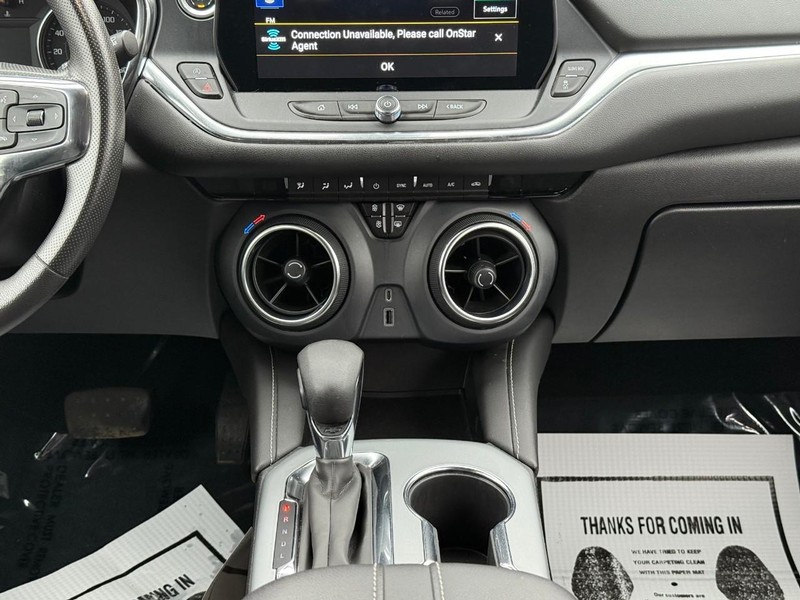 Chevrolet Blazer Vehicle Full-screen Gallery Image 14