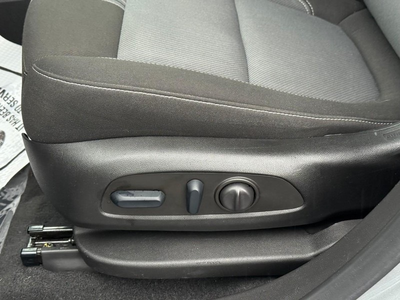 Chevrolet Blazer Vehicle Full-screen Gallery Image 17