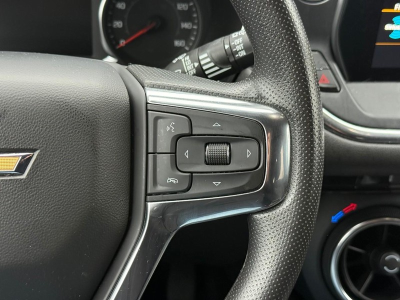 Chevrolet Blazer Vehicle Full-screen Gallery Image 19