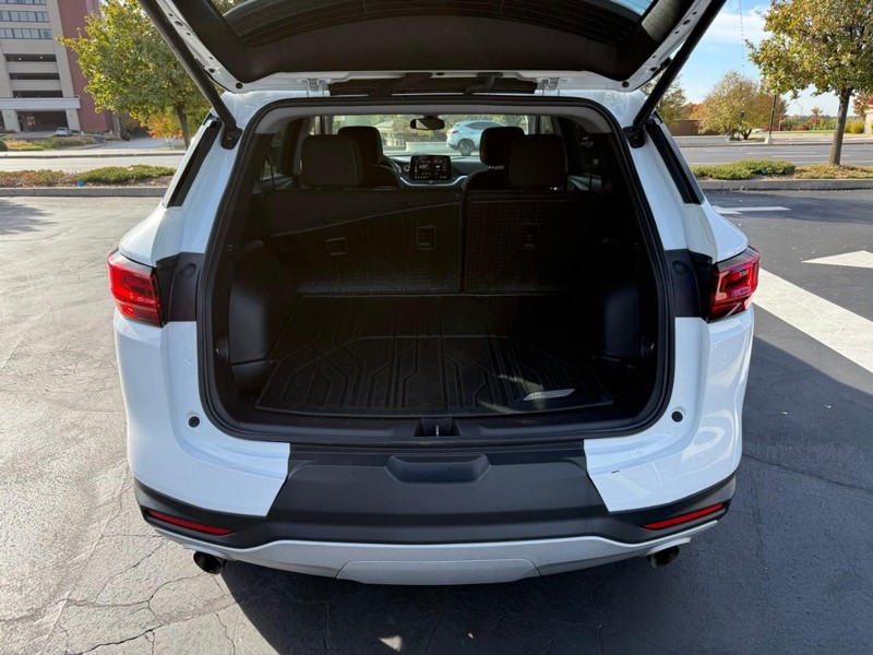 Chevrolet Blazer Vehicle Full-screen Gallery Image 5