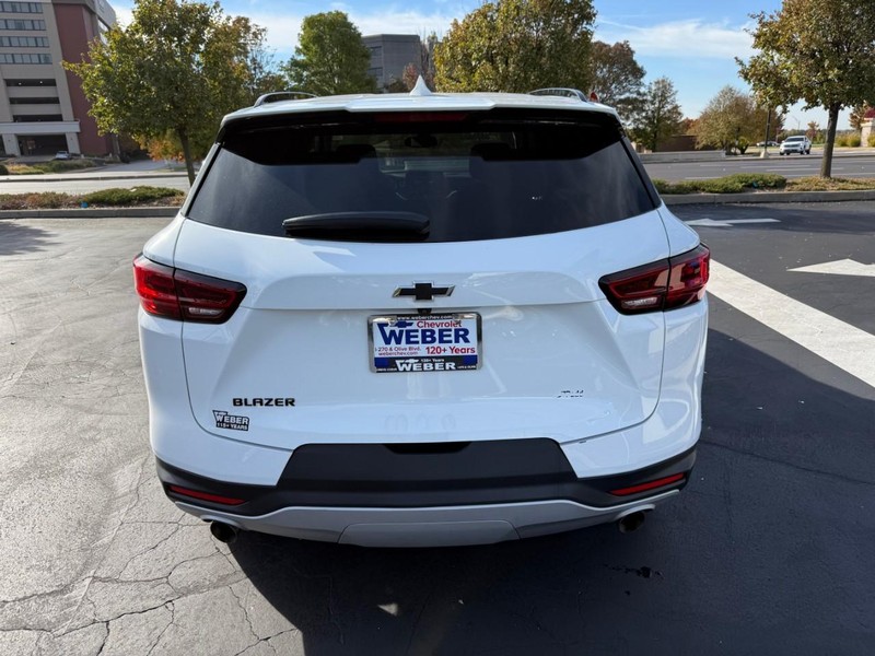 Chevrolet Blazer Vehicle Full-screen Gallery Image 6