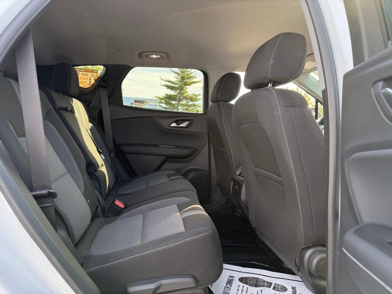 Chevrolet Blazer Vehicle Full-screen Gallery Image 10