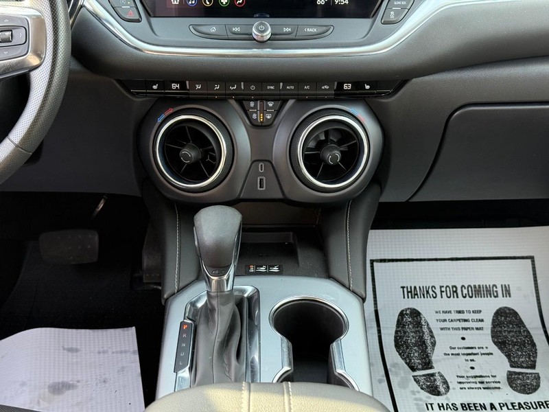 Chevrolet Blazer Vehicle Full-screen Gallery Image 14