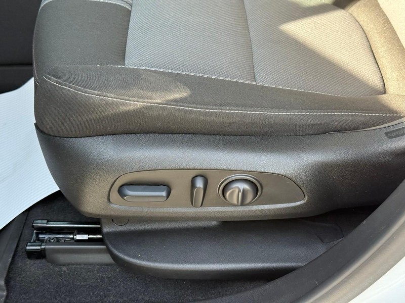 Chevrolet Blazer Vehicle Full-screen Gallery Image 17