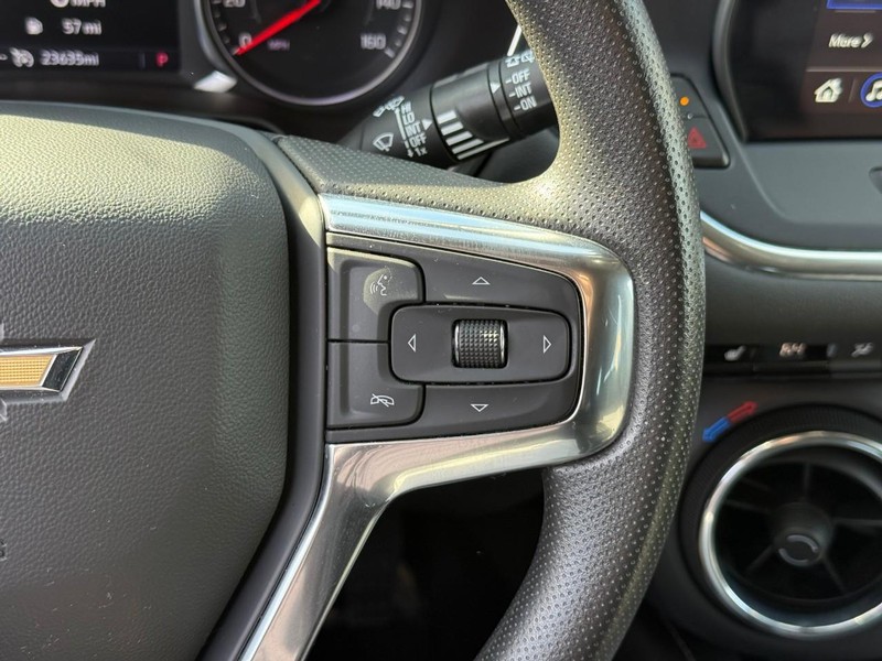 Chevrolet Blazer Vehicle Full-screen Gallery Image 19