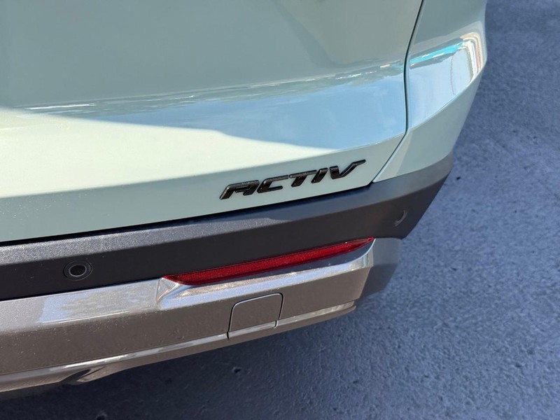 Chevrolet Equinox Vehicle Full-screen Gallery Image 5