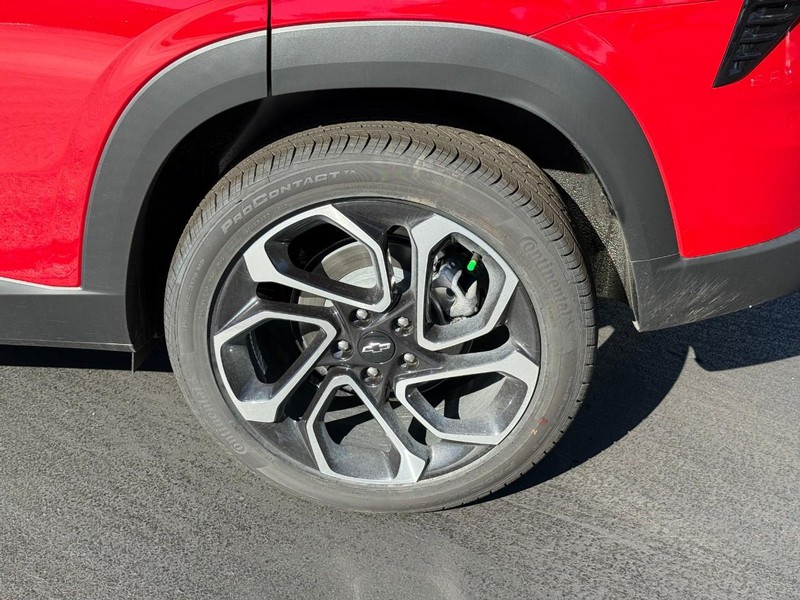 Chevrolet Trax Vehicle Full-screen Gallery Image 4