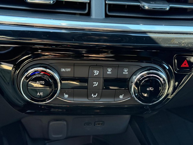 Chevrolet Trax Vehicle Full-screen Gallery Image 17