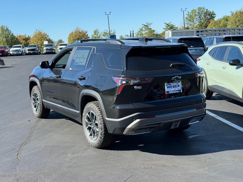 Chevrolet Equinox Vehicle Full-screen Gallery Image 3