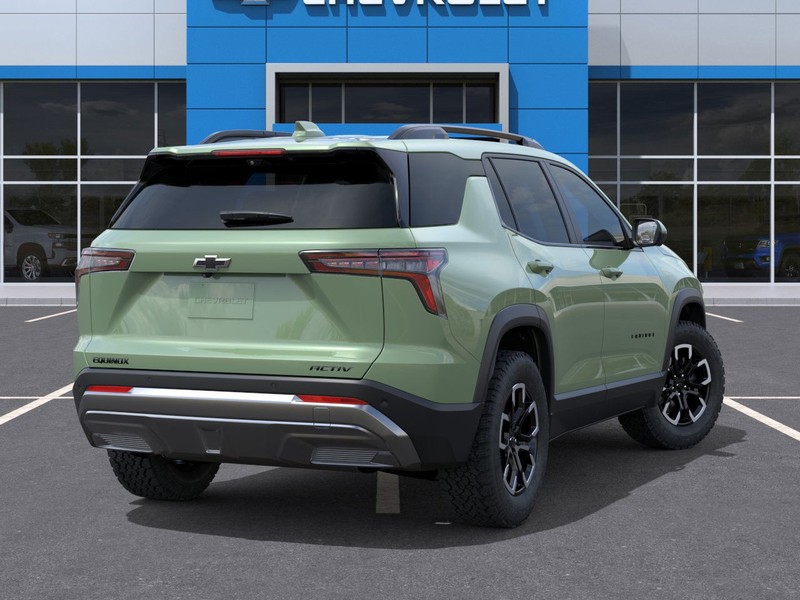 Chevrolet Equinox Vehicle Full-screen Gallery Image 4