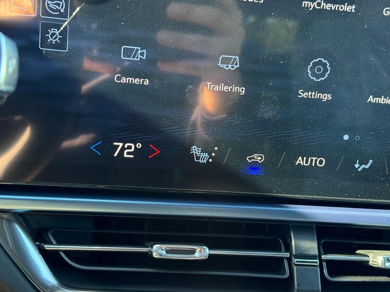 Chevrolet Equinox EV Vehicle Full-screen Gallery Image 13