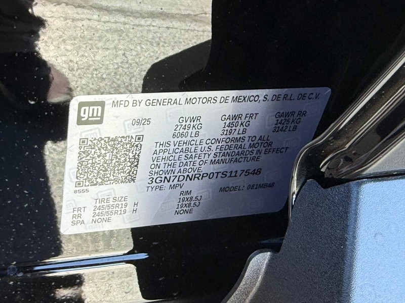 Chevrolet Equinox EV Vehicle Full-screen Gallery Image 15