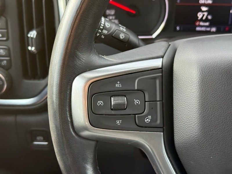 Chevrolet Silverado 1500 Vehicle Full-screen Gallery Image 19