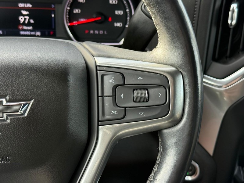 Chevrolet Silverado 1500 Vehicle Full-screen Gallery Image 20