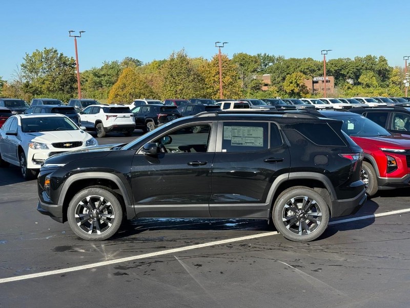 Chevrolet Equinox Vehicle Full-screen Gallery Image 2