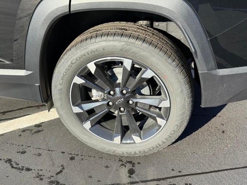 Chevrolet Equinox Vehicle Full-screen Gallery Image 4