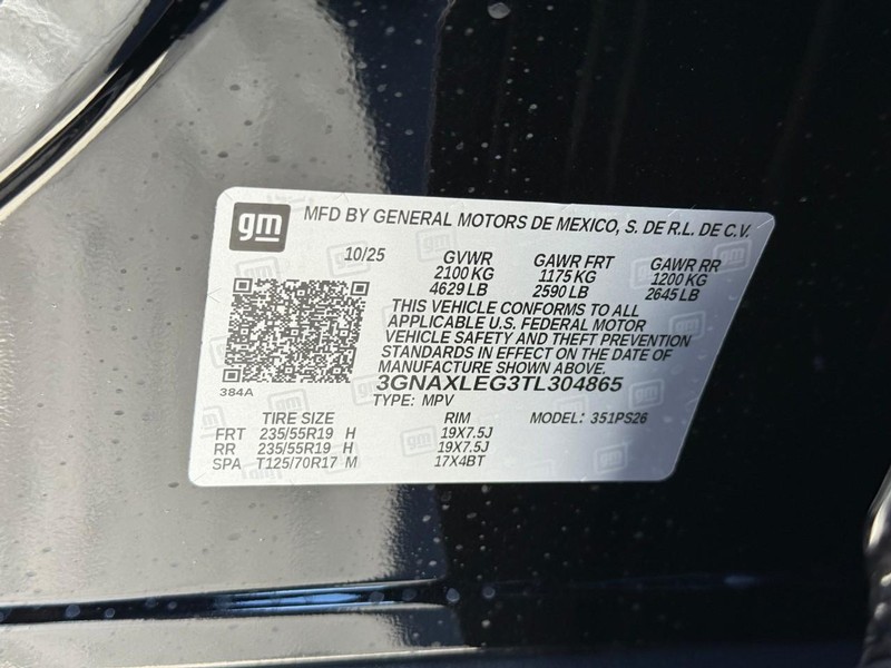 Chevrolet Equinox Vehicle Full-screen Gallery Image 15