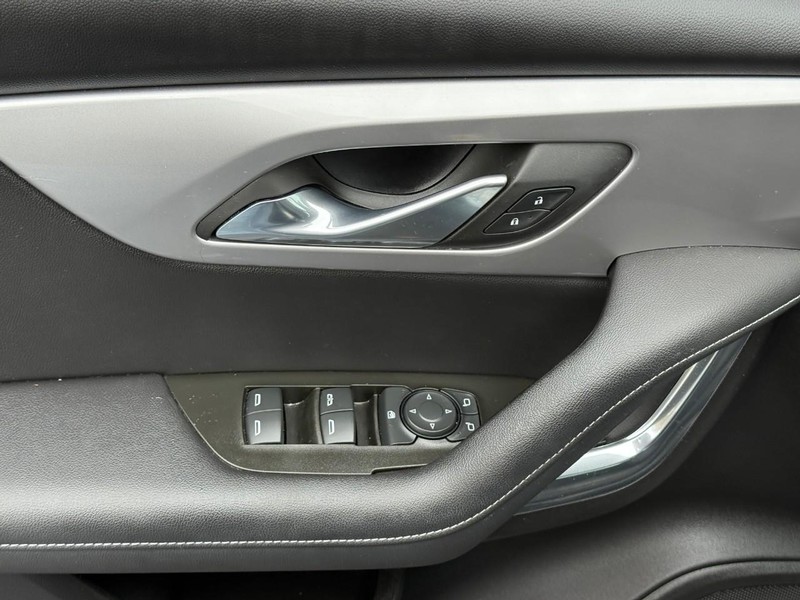 Chevrolet Blazer Vehicle Full-screen Gallery Image 15