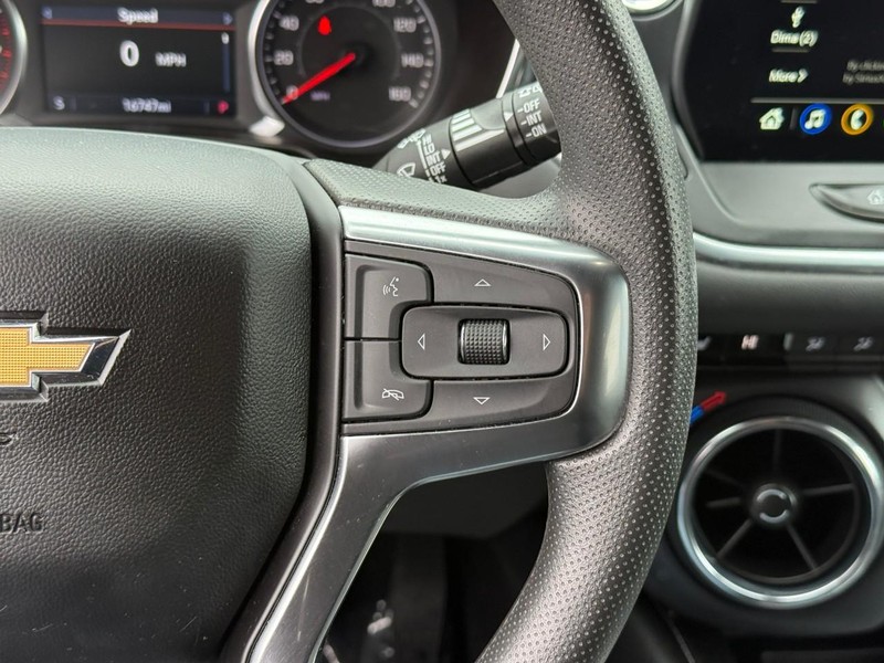 Chevrolet Blazer Vehicle Full-screen Gallery Image 19