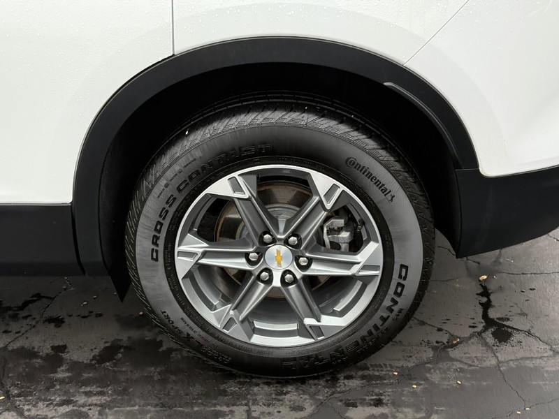 Chevrolet Blazer Vehicle Full-screen Gallery Image 04