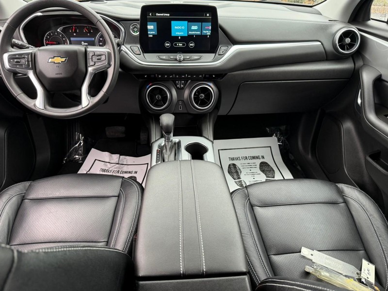 Chevrolet Blazer Vehicle Full-screen Gallery Image 11