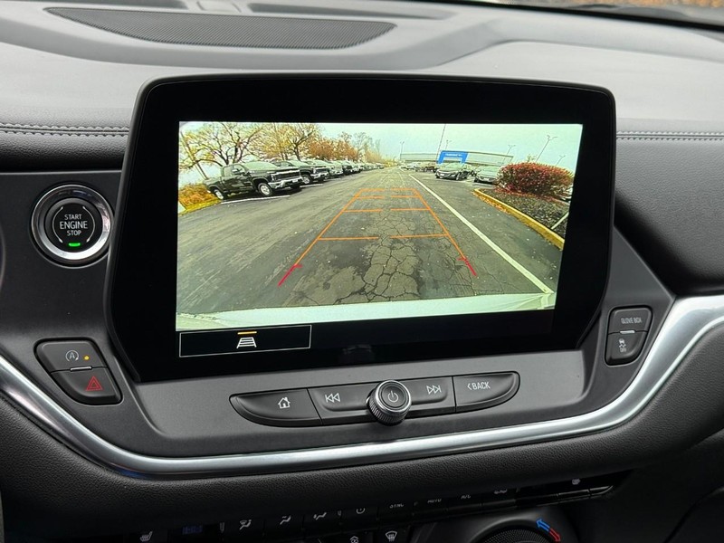 Chevrolet Blazer Vehicle Full-screen Gallery Image 23