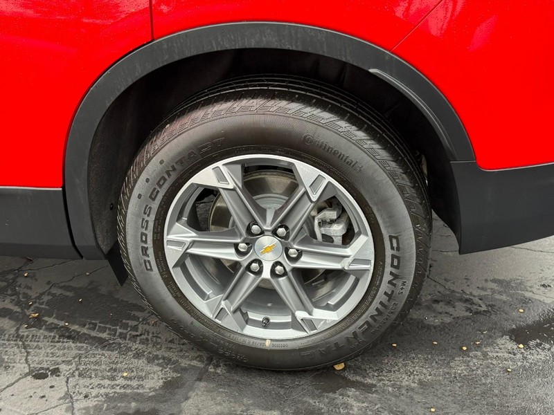 Chevrolet Blazer Vehicle Full-screen Gallery Image 4