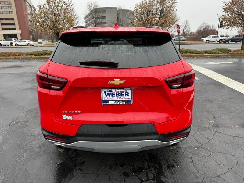 Chevrolet Blazer Vehicle Full-screen Gallery Image 6