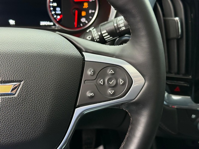 Chevrolet Traverse Vehicle Full-screen Gallery Image 21