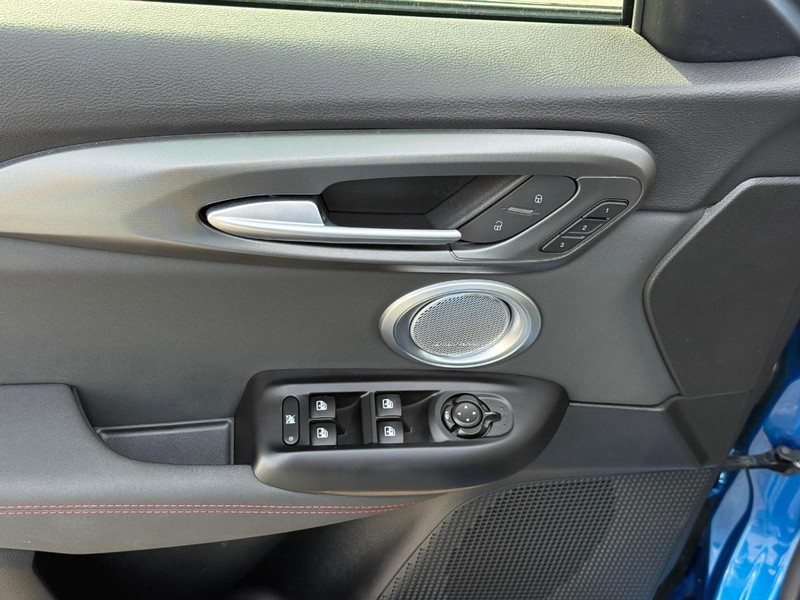 Dodge Hornet Vehicle Full-screen Gallery Image 15