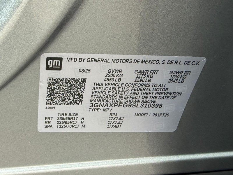 Chevrolet Equinox Vehicle Full-screen Gallery Image 21