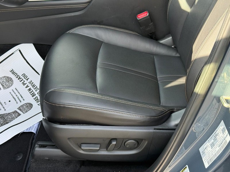 Mazda CX-70 Vehicle Full-screen Gallery Image 19